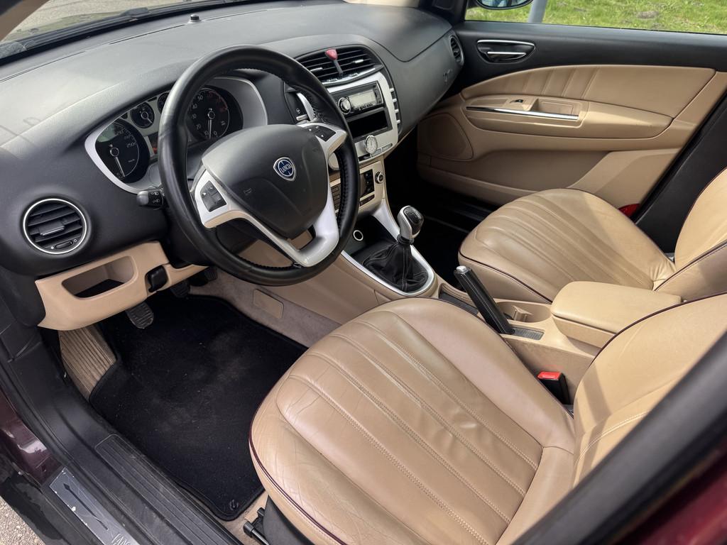 Lancia Delta 1.4-16V 1:19!, gereserveerd, MOOI LEDER, NIEUW, Auto's, Lancia, Voorwielaandrijving, 15 km/l, 1295 kg, Bedrijf