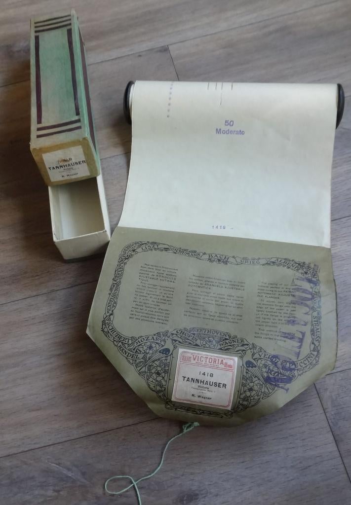 Zeer oude Pianola rol van Tannhauser, Muziek en Instrumenten, Piano's, Ophalen of Verzenden, Gebruikt, Overige kleuren, Piano