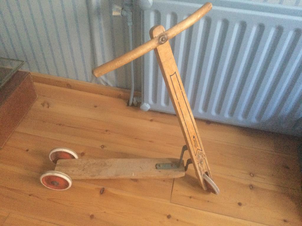 Vintage houten kinderstepje, Ophalen of Verzenden, Gebruikt