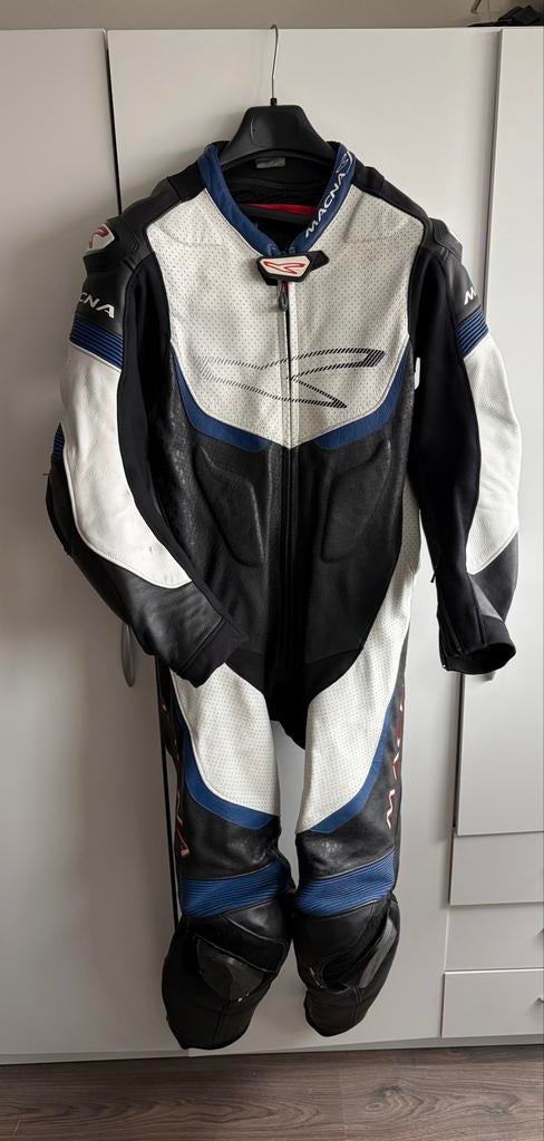 Macna eendelig leren motorpak maat 48, Motoren, Kleding | Motorkleding, Ophalen, Tweedehands, Heren, Overall