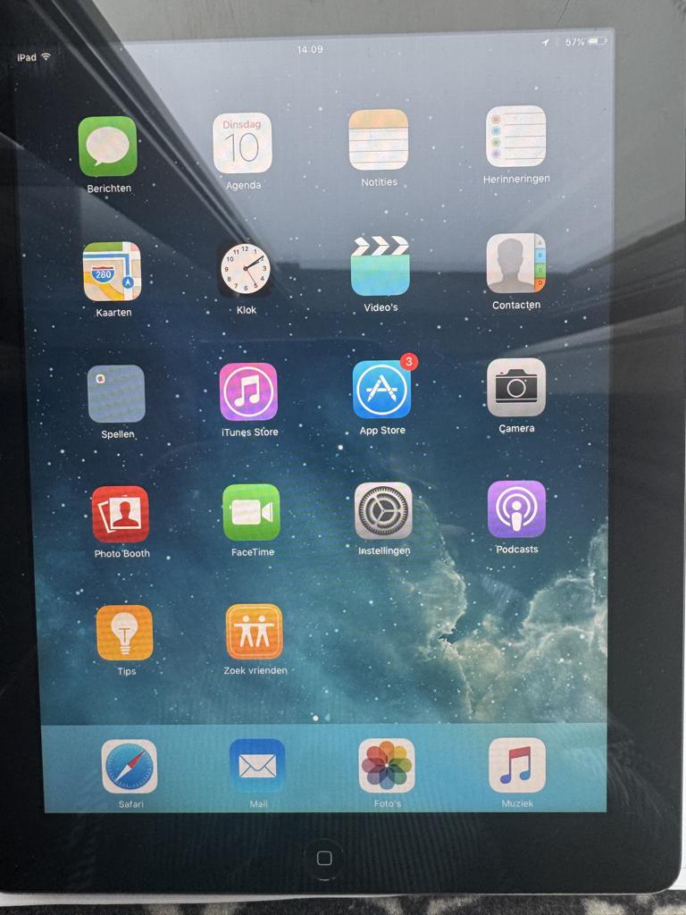 Apple iPad 2 (Model A1395) – 16 GB – Wi-Fi – Werkt prima, Computers en Software, Apple iPads, 10 inch, Gebruikt, Apple iPad, Ophalen of Verzenden