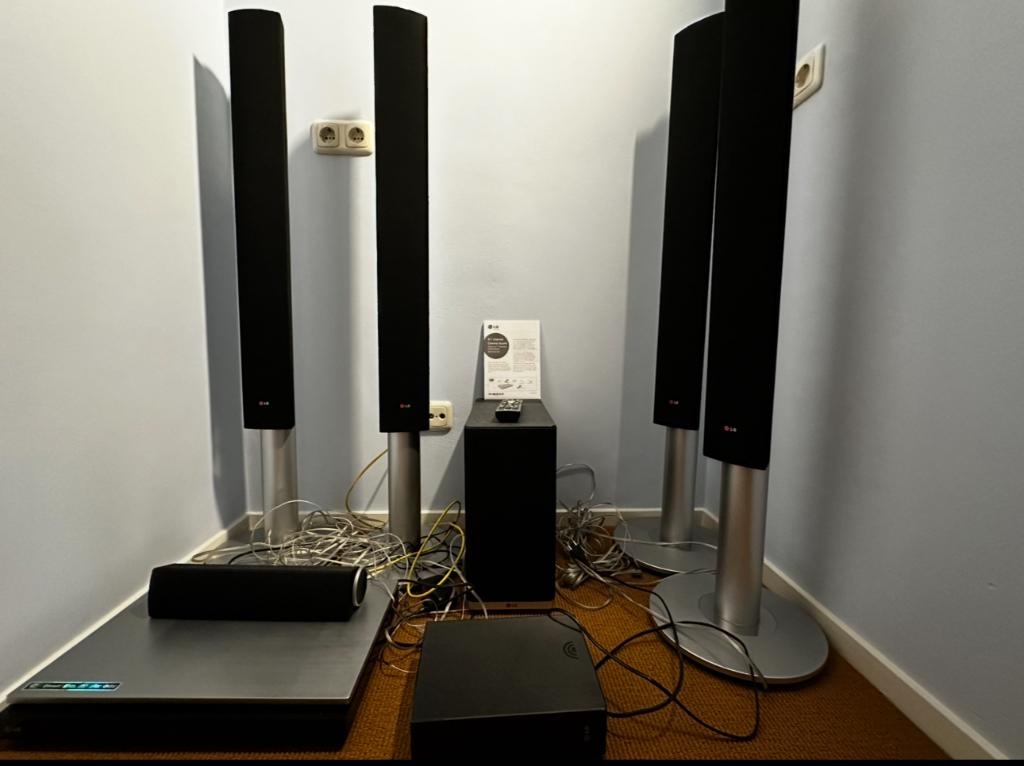 LG cinema sound met subwoofer, Audio, Tv en Foto, Home Cinema-sets, Overige systemen, 70 watt of meer, Zo goed als nieuw, Overige spelers