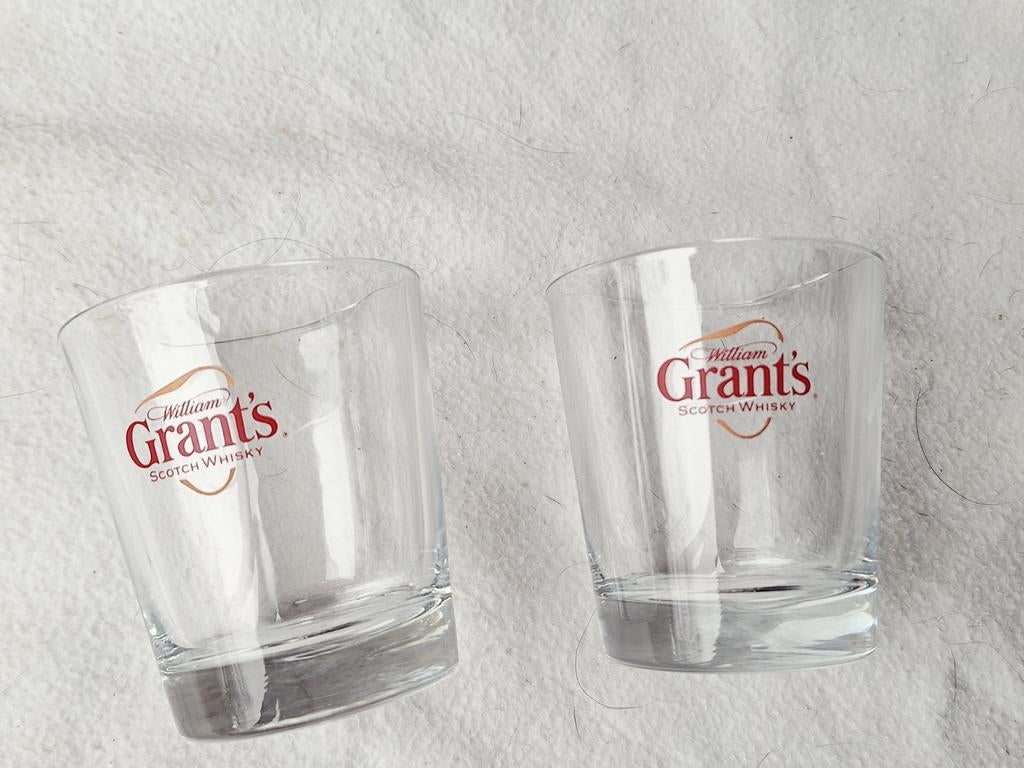 2 x reclame whisky glas William Grant's, Ophalen of Verzenden