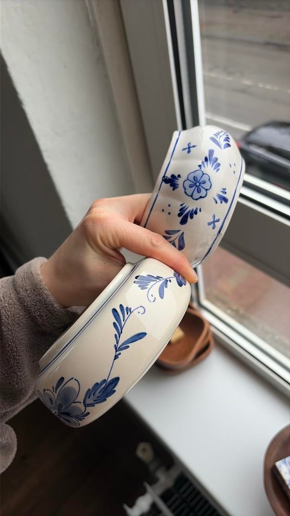 Twee delfts blauwe kommetjes, Antiek en Kunst, Antiek | Goud en Zilver, Ophalen of Verzenden