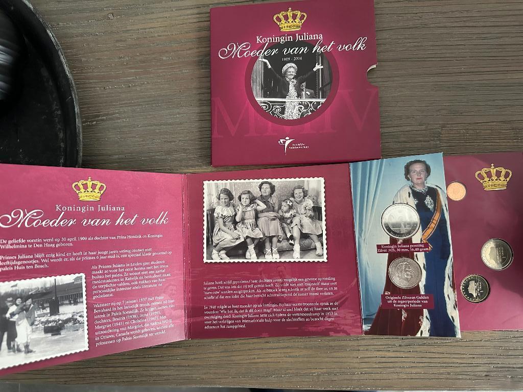 Muntset Juliana, moeder van het volk 2004, Postzegels en Munten, Munten | Nederland, Setje, Koningin Beatrix, Zilver, Euro's