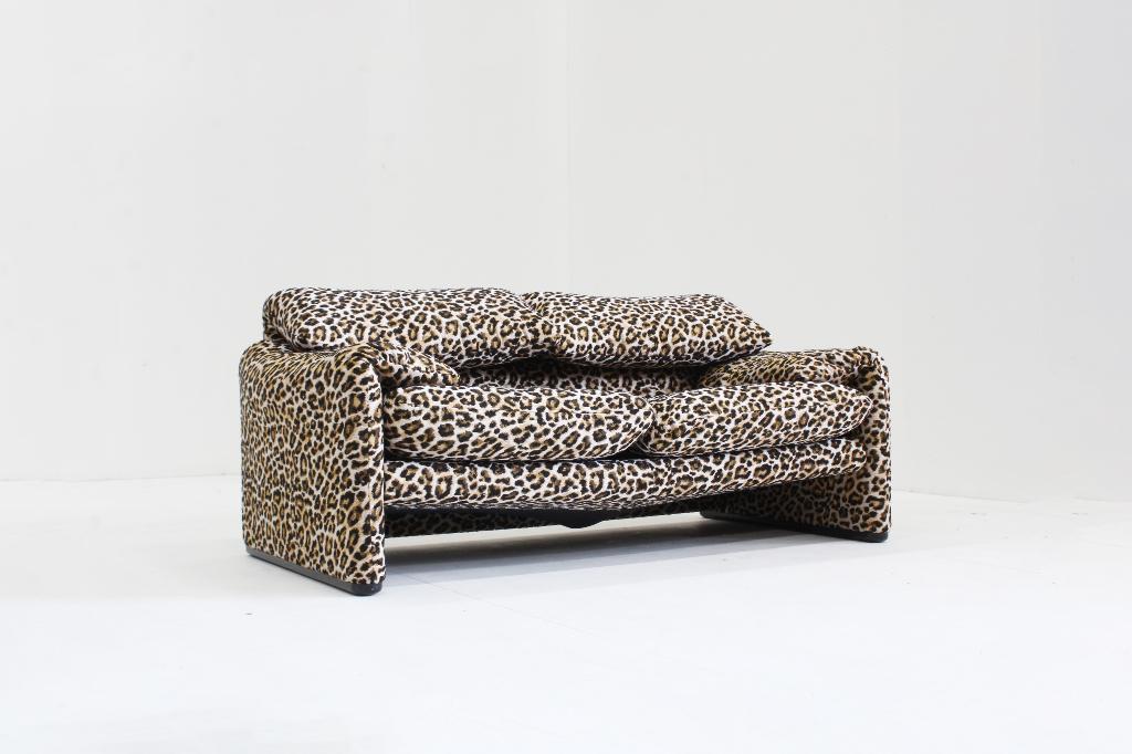 Cassina Maralunga 2 seater sofa  by Vico Magistretti, Ophalen, 150 tot 200 cm, Vintage, Tweepersoons
