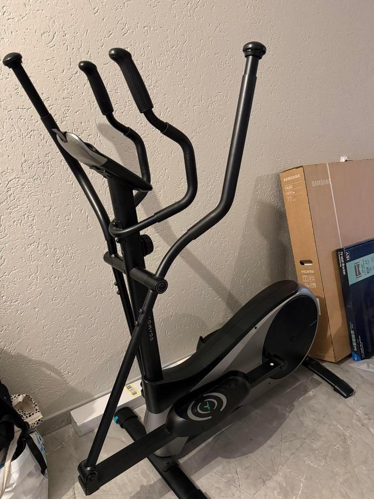 Domyos crosstrainer – weinig gebruikt – werkt perfect, Ophalen, Benen, Gebruikt, Crosstrainer