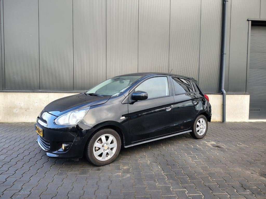 Mitsubishi Space Star 1.0 MPI Bright 2015 clima!, Voorwielaandrijving, Stof, Zwart, Zwart
