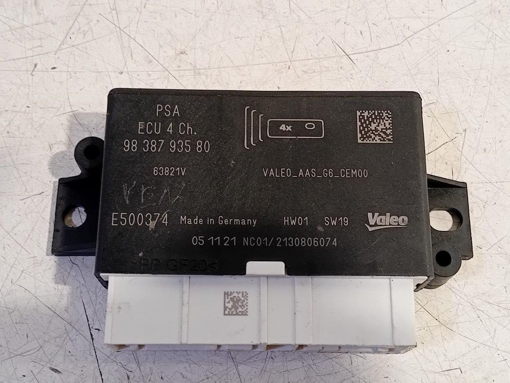 Computer park distance control Peugeot 208, Onderdelen@venauto.nl, Van der Ven Autorecycling B.V., Gebruikt, Ettenseweg 76, 4706 PB Roosendaal, The Netherlands