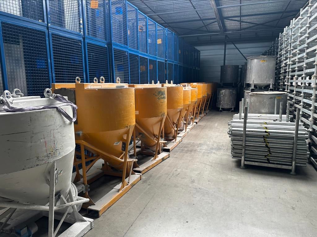 Rvs vultanks 500 tot 1250 liter/ 3 tal kubels, Ophalen