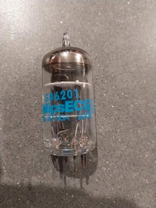 Te koop 2 stuks Philips GB 6201 12AT7 ECC81, Audio, Tv en Foto, Buizenversterkers, Xxxx, Buis of Buizen, Ophalen of Verzenden