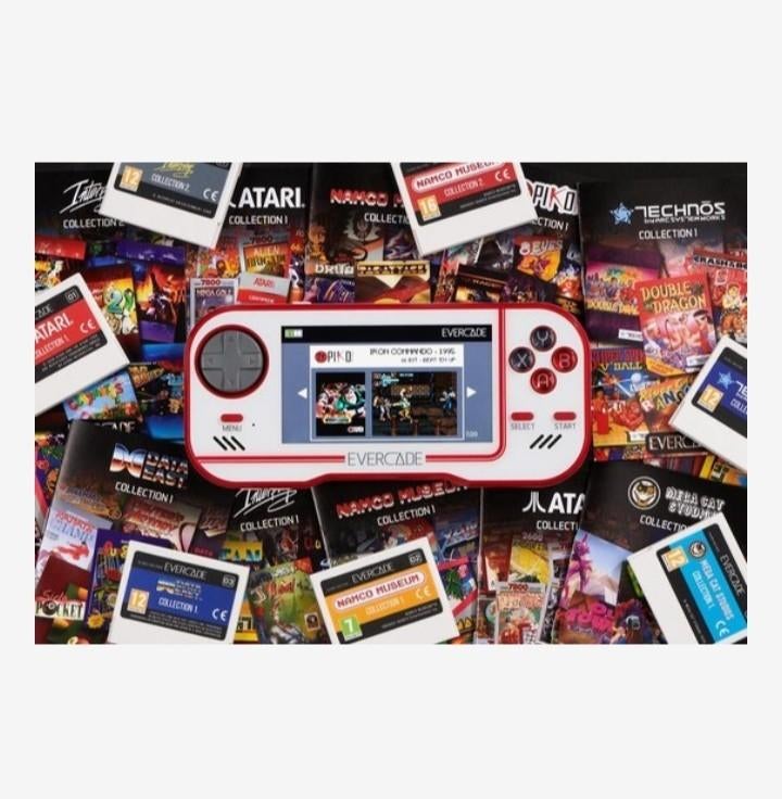 Evercade: grootschalige originele collectie (nieuwstaat), Ophalen, Overige merken, Zo goed als nieuw