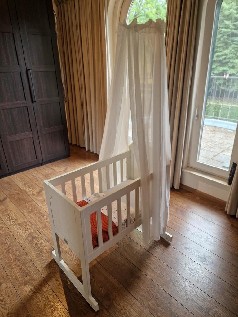 Lief! Wieg met hemel, standaard en aerosleep, Kinderen en Baby's, Ophalen, Zo goed als nieuw, Wieg