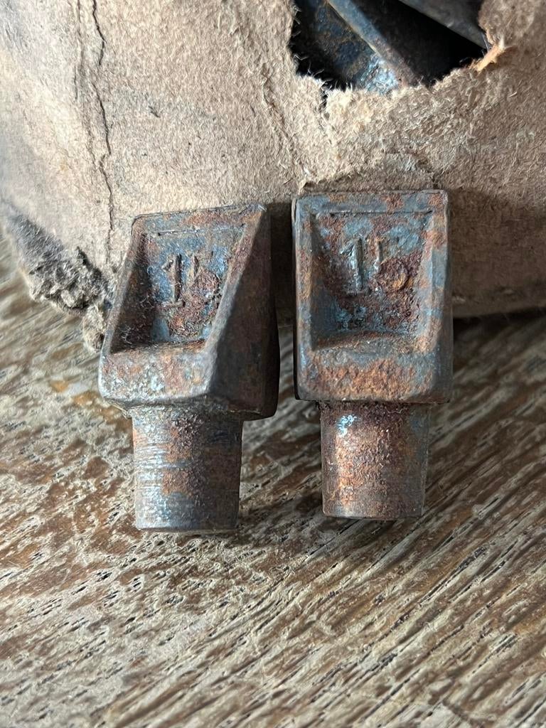 Oude Sneeuw spikes voor in de hoefijzers van paarden, Antiek en Kunst, Ophalen of Verzenden