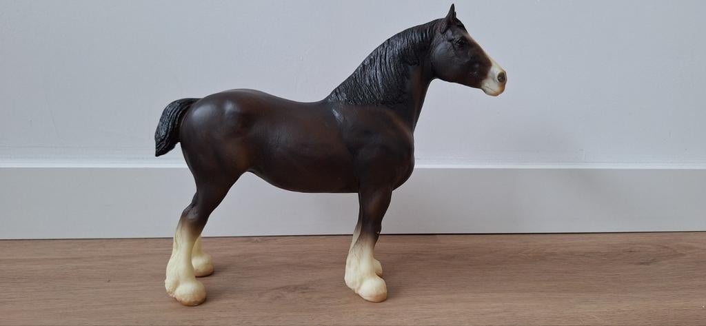 Breyer Shire merrie, Verzamelen, Ophalen of Verzenden, Zo goed als nieuw, Paard, Beeldje of Figuurtje