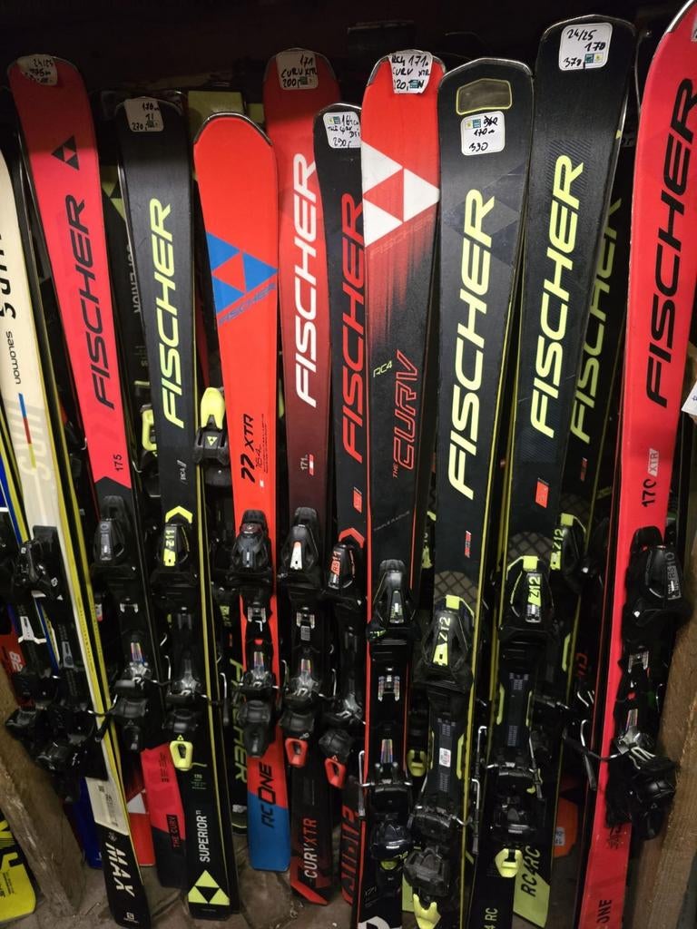 GROOTSTE VOORRAAD SKIS EN SKI SCHOENEN, Overige merken, Ophalen of Verzenden, Zo goed als nieuw, Carve