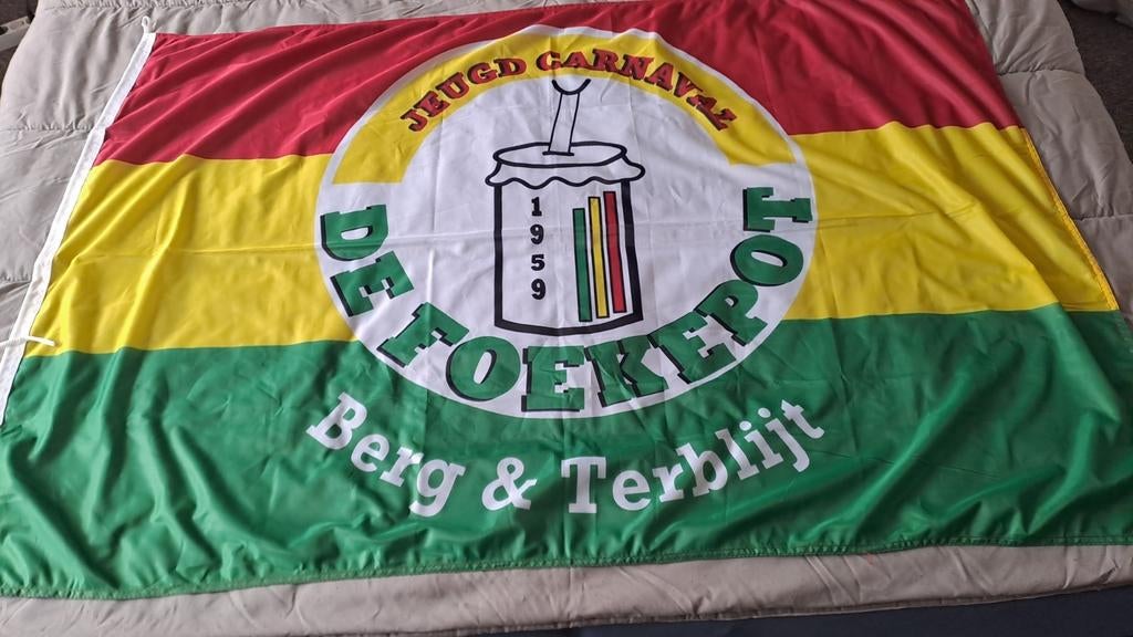 Vlag jeugd carnaval De Foekepot Berg & Terblijt, Versiering, Ophalen of Verzenden, Zo goed als nieuw, N.v.t