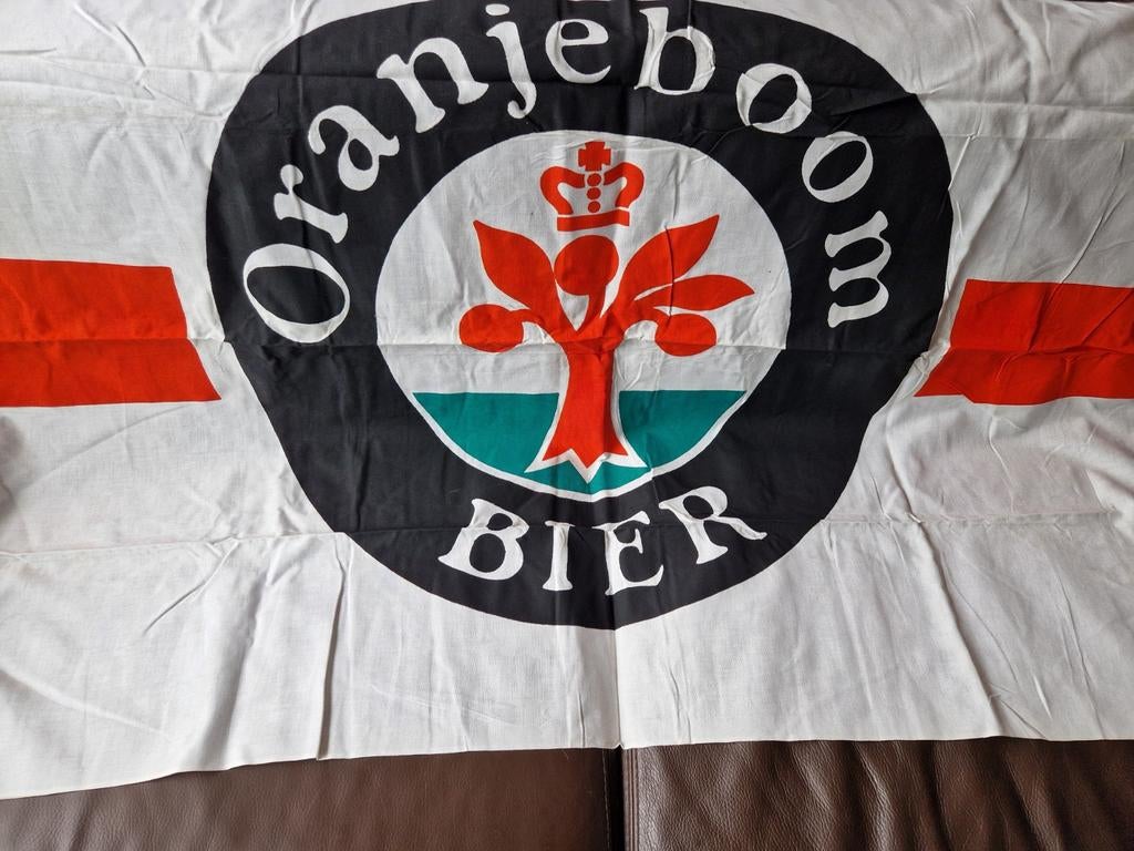 Oranjeboom Bier Vintage Vlag - Nieuwstaat, Ophalen of Verzenden, Nieuw, Reclamebord, Plaat of Schild, Oranjeboom