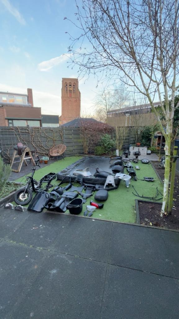 Piaggio onderdelen, Fietsen en Brommers, Brommeronderdelen | Scooters, Ophalen, Zo goed als nieuw, Piaggio