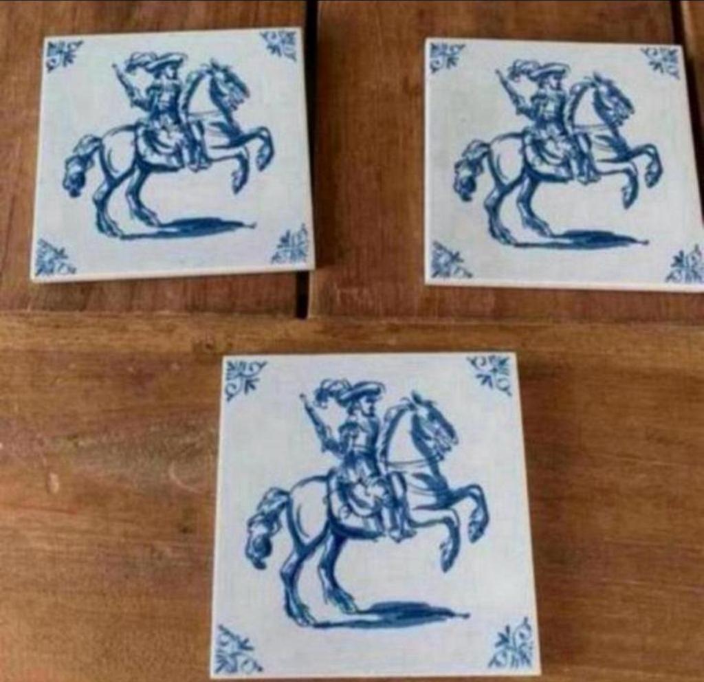 Oude Sphinx Tegel (s) .Paard en Ruiter. Of Tegel met div ., Antiek en Kunst, Ophalen of Verzenden