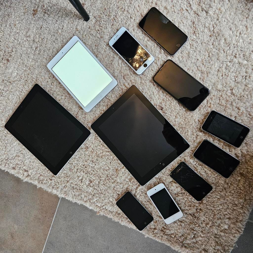 Restpartij oude Apple producten, Ophalen of Verzenden, Zo goed als nieuw, Overige typen, Apple iPhone