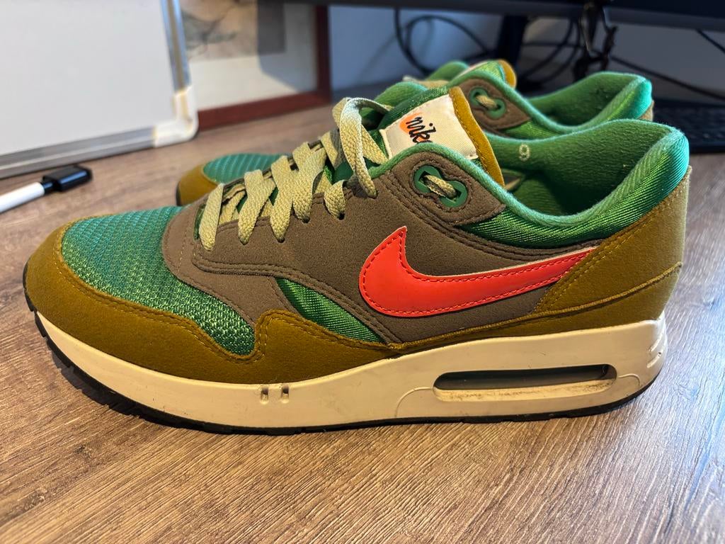 Nike Air Max 1 “Patta-style / Green Curry” maat 42,5, Ophalen, Gedragen, Bruin, Sneakers of Gympen