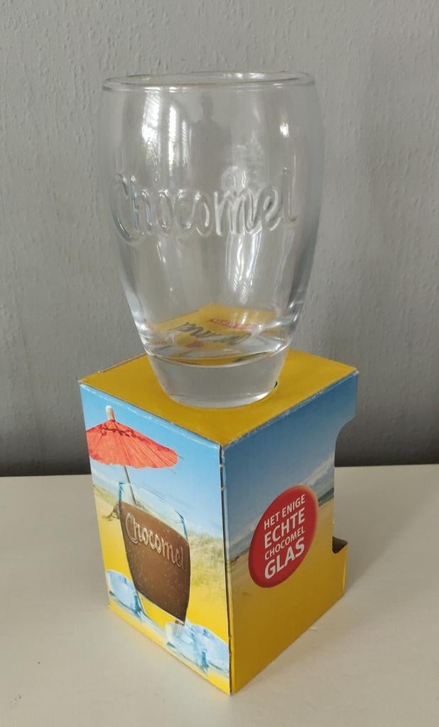 Nieuw; het enige echte Chocomel glas in originele verpakking, Verzamelen, Ophalen of Verzenden, Nieuw, Overige typen