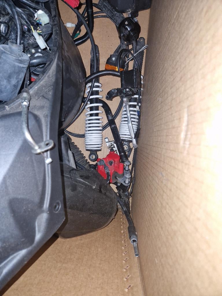 ONDERDELEN: yamaha bws 125cc onderdelen teller kap rem lamp, Ophalen, Gebruikt, Overige typen, Yamaha