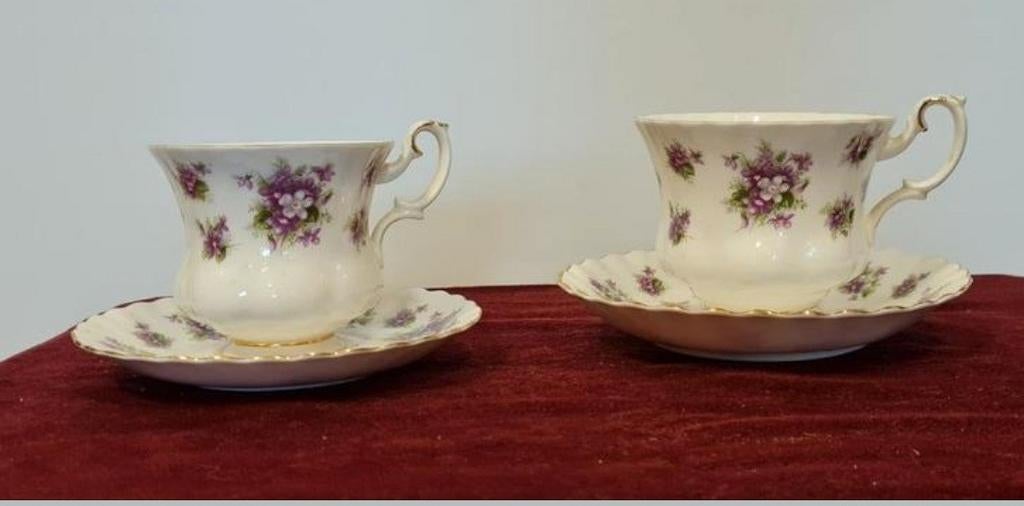 Royal Albert Sweet Violets Kop en Schotel, Ophalen of Verzenden