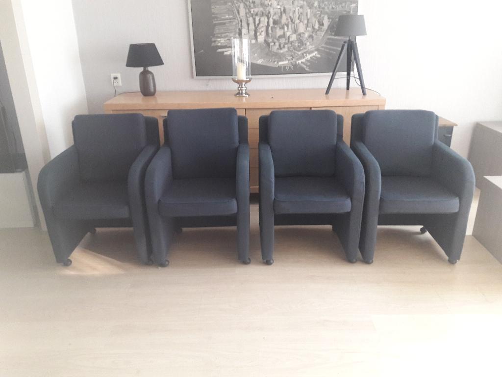 eetkamerstoelen 4 st met wieltjes, Huis en Inrichting, Stoelen, Ophalen, Gebruikt, Overige kleuren, Vier