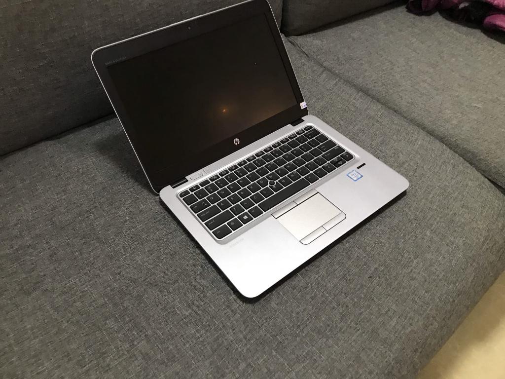 HP Elitebook 820 G3 Laptop met i7 processor en windows 11, Gebruikt, 2 tot 3 Ghz, Qwerty, 8 GB
