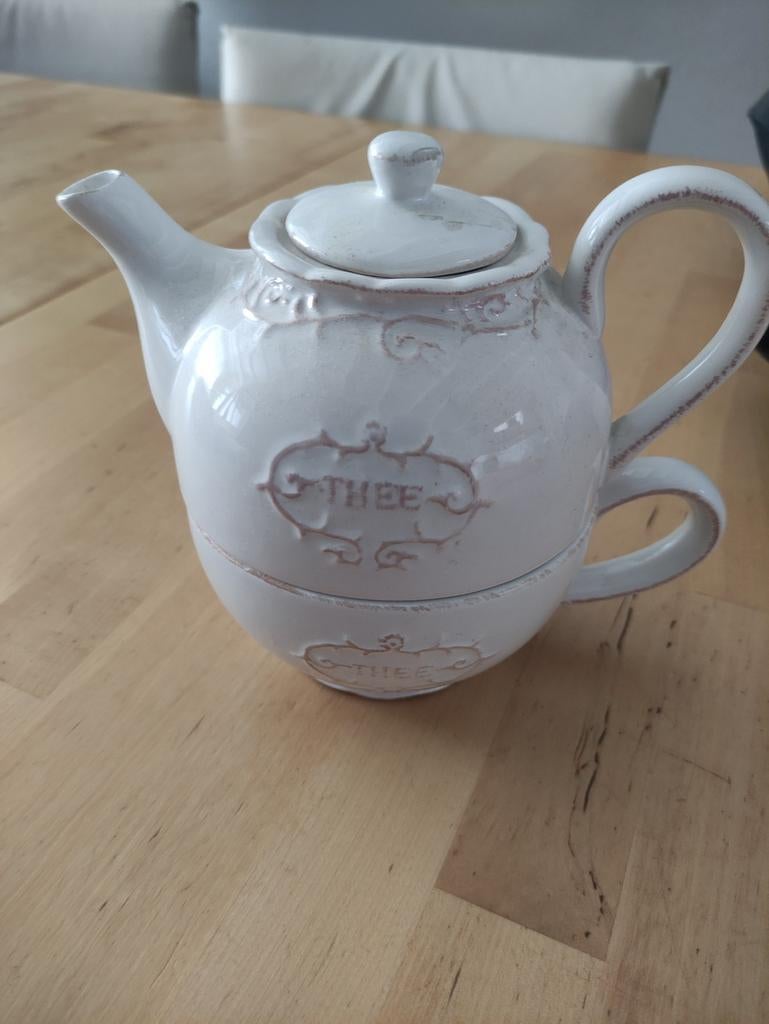 Grappig klein theepotje met mok, Ophalen, Zo goed als nieuw, Overige stijlen, Kop(pen) en/of Schotel(s)