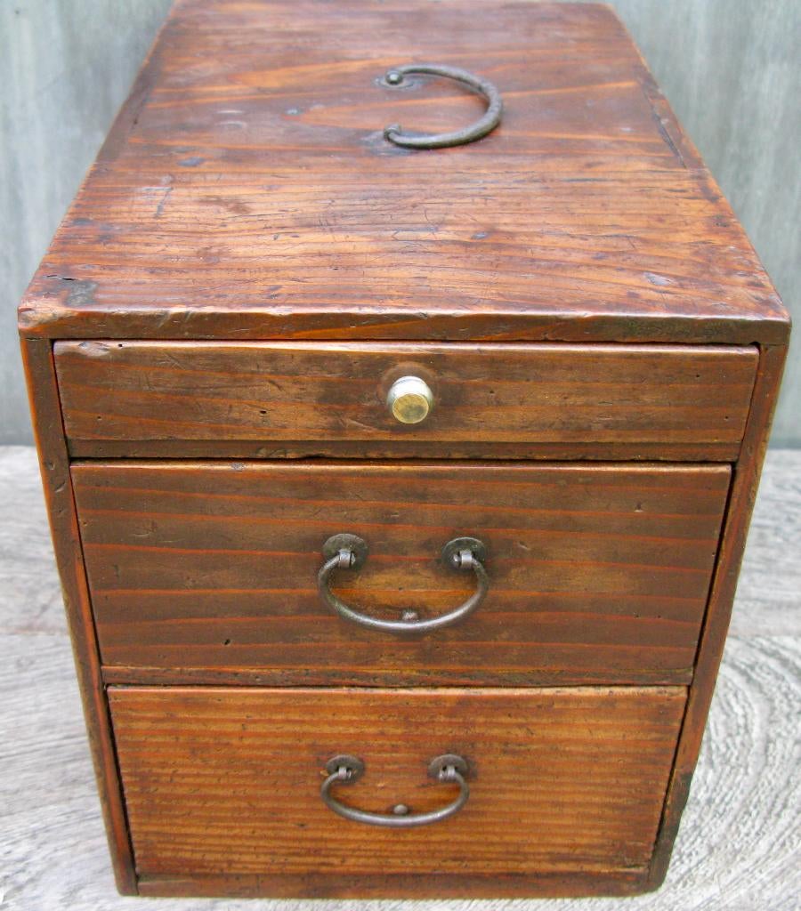 JAPAN HOUTEN KISTJE 3 LADEN ANTIEK, Ophalen of Verzenden