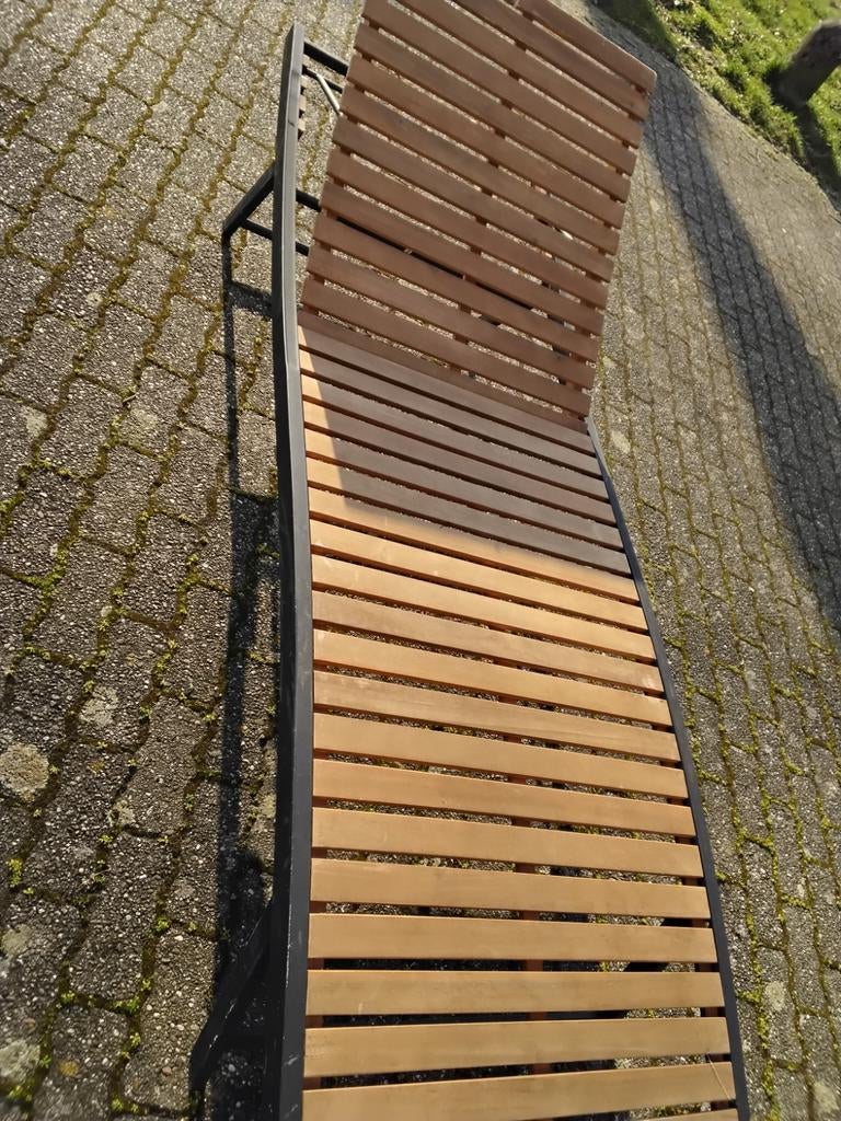 Houten ligbed jisk, Tuin en Terras, Ligbedden, Ophalen, Zo goed als nieuw, Hout, Verstelbaar
