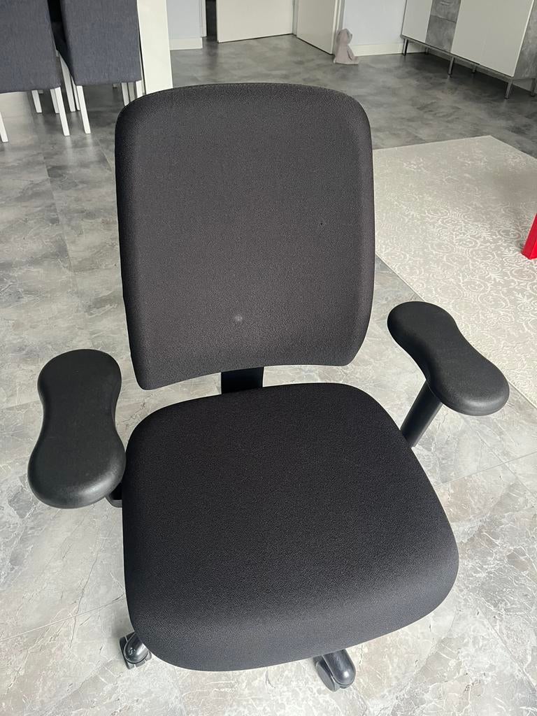 Zwarte bureau stoel Drisag, Ophalen, Zo goed als nieuw, Zwart, Bureaustoel