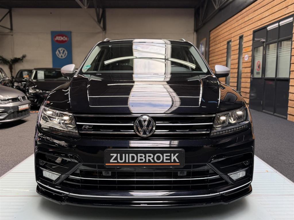 Volkswagen Tiguan 1.4 TSI R-Line! Maxton! Xenon! Navi! Trekh, Auto's, Gebruikt, 4 cilinders, 150 pk, Zwart
