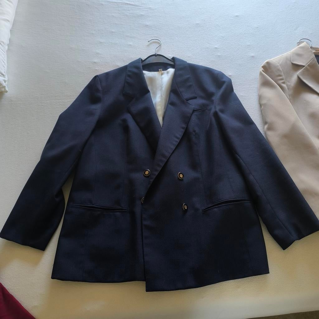 Blauwe Engelse Blazer & Beige Getailleerde Blazer, Kleding | Dames, Jasjes, Kostuums en Pakken, Zo goed als nieuw, Jasje, Maat 42/44 (L)