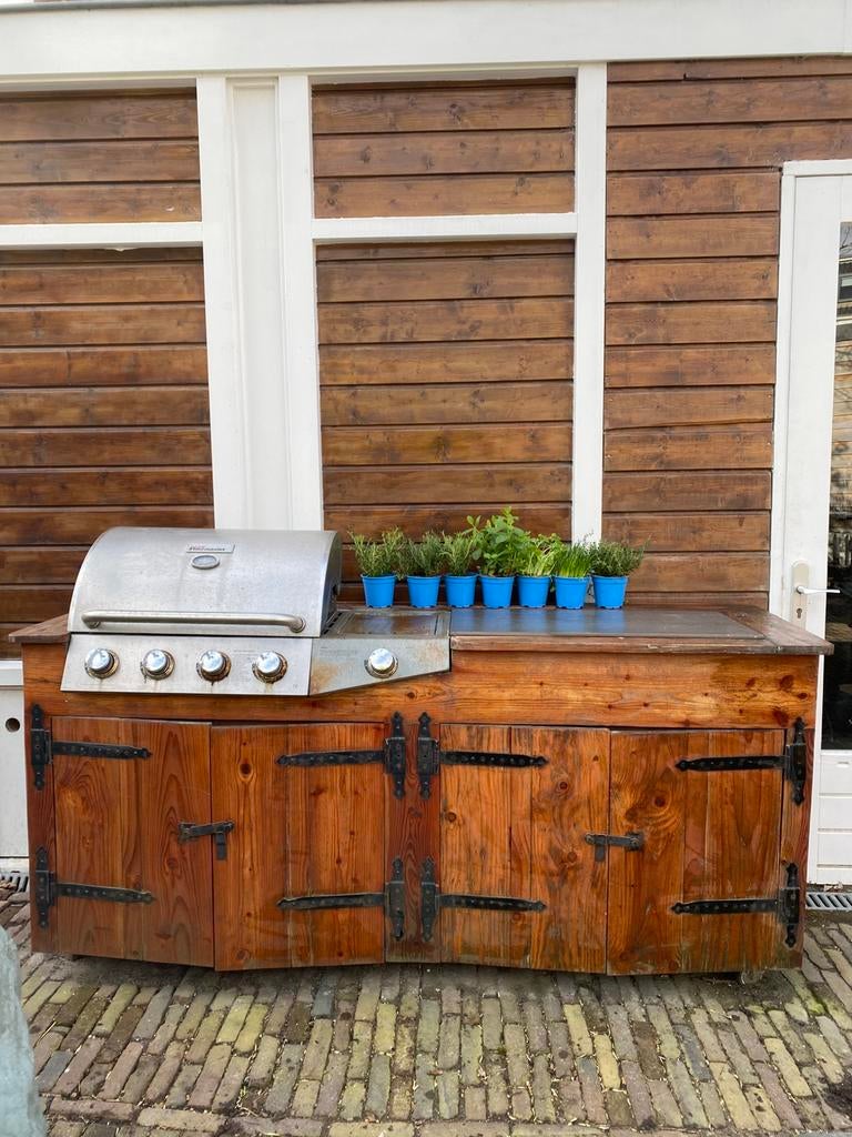 GRATIS BUITENKEUKEN broil-master, Ophalen, Zo goed als nieuw, Gas