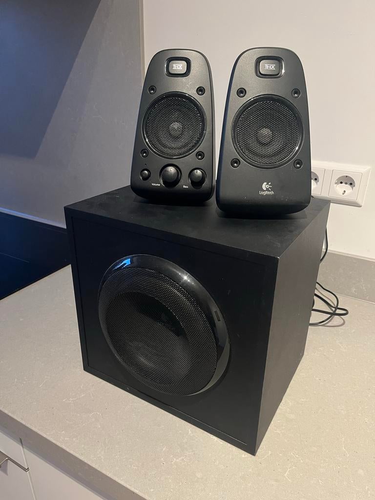 Logitech 2.1 speakerset met subwoofer, Overige merken, Gebruikt, Overige typen, Ophalen of Verzenden