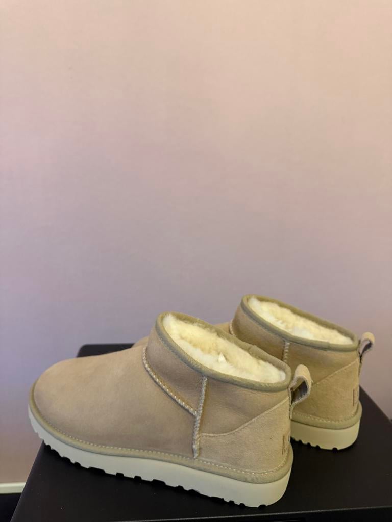 UGG - Classic ultra mini laars - 41, Kleding | Dames, Schoenen, Ophalen, Nieuw, Snowboots
