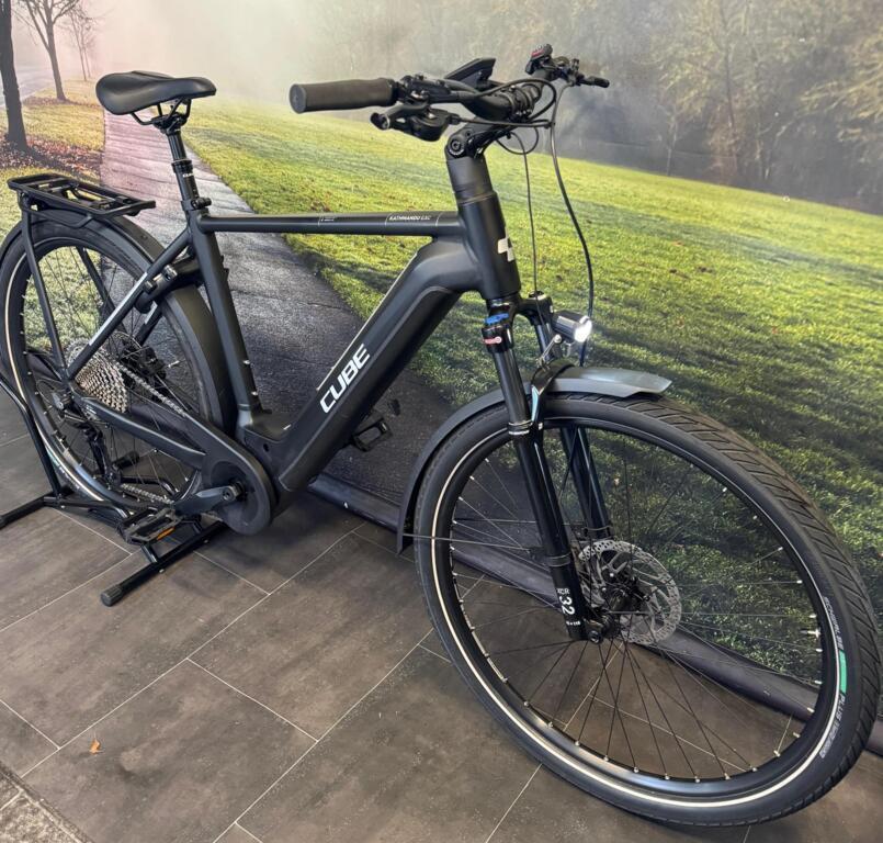Cube Kathmandu Bosch – Electrische Herenfiets - 625WH Accu, Fietsen en Brommers, Overige merken, Ophalen of Verzenden, Zo goed als nieuw