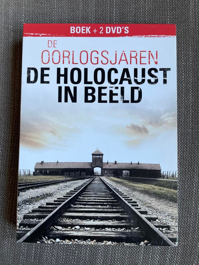 De Oorlogsjaren: De Holocaust in Beeld (Boek + 2 DVD's), Ophalen of Verzenden, Tweede Wereldoorlog, Zo goed als nieuw, Algemeen