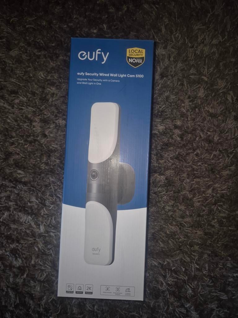 EUFY Wired Wall Light Cam S100 NIEUW Ongeopend, Audio, Tv en Foto, Videocamera's Analoog, Ophalen, Overige soorten, Camera