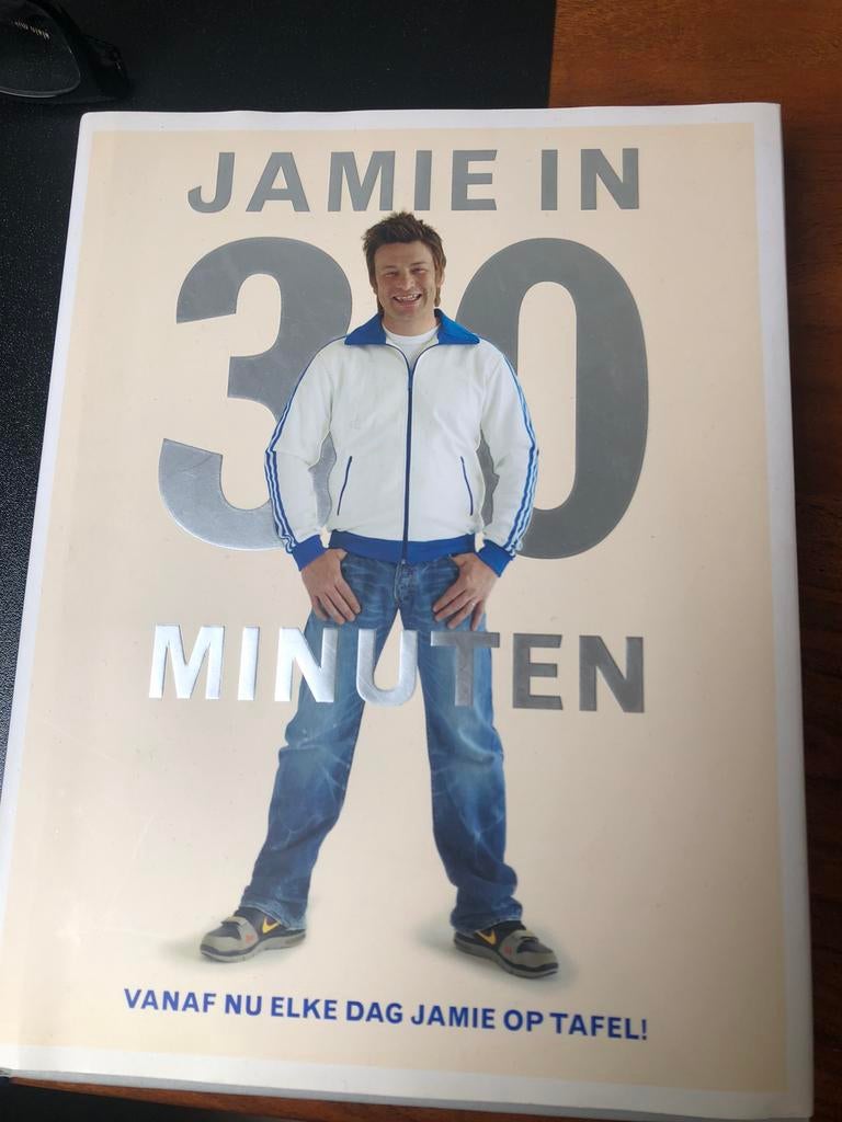 Jamie in 30 minuten - Jamie Oliver, Boeken, Kookboeken, Ophalen of Verzenden, Zo goed als nieuw, Overige gebieden