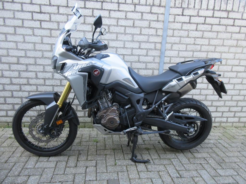 Honda CRF1000A (bj 2016) - foto 2