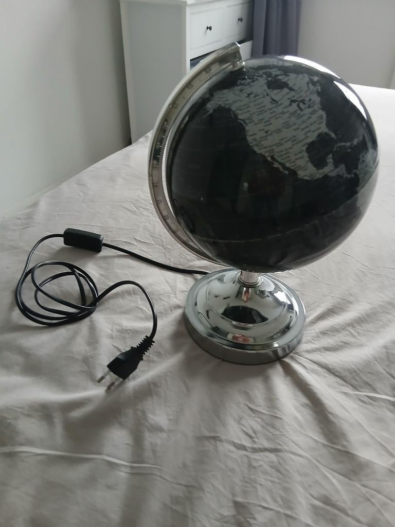Leuke wereldbol lamp zgan, Ophalen of Verzenden, Verlicht, Zo goed als nieuw