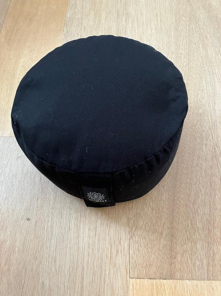 Meditatiekussen en Meditatiemat, Ophalen, Zo goed als nieuw, Yogamat