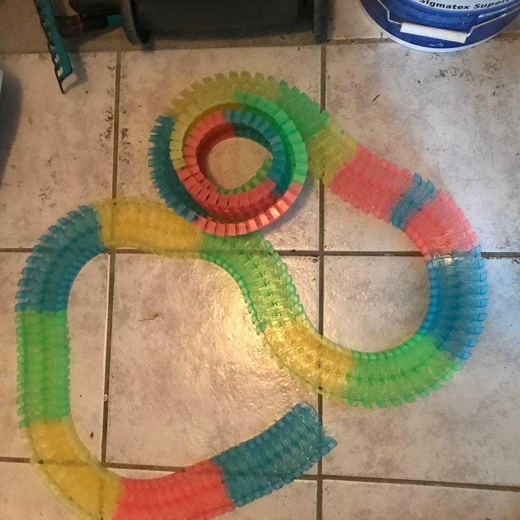 Flexibele Racebaan - Eindeloos Plezier voor Kinderen, Zelf te bouwen, Overige aandrijving, Ophalen, Overige merken