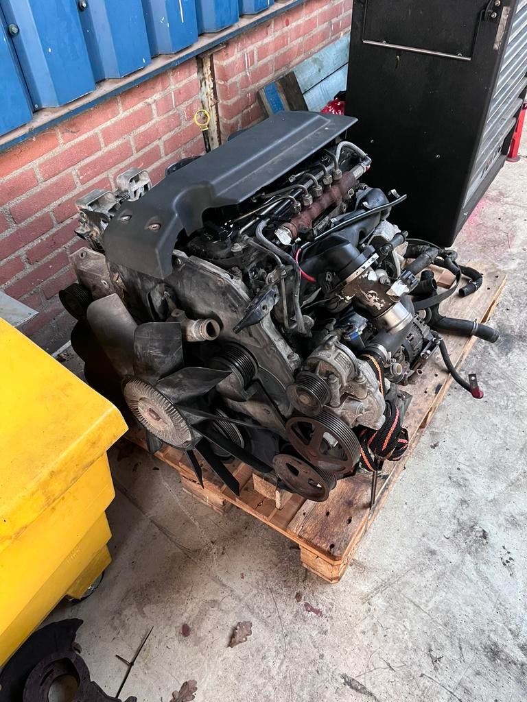 Land rover Defender 2.4 puma motor, Ophalen of Verzenden, Land Rover