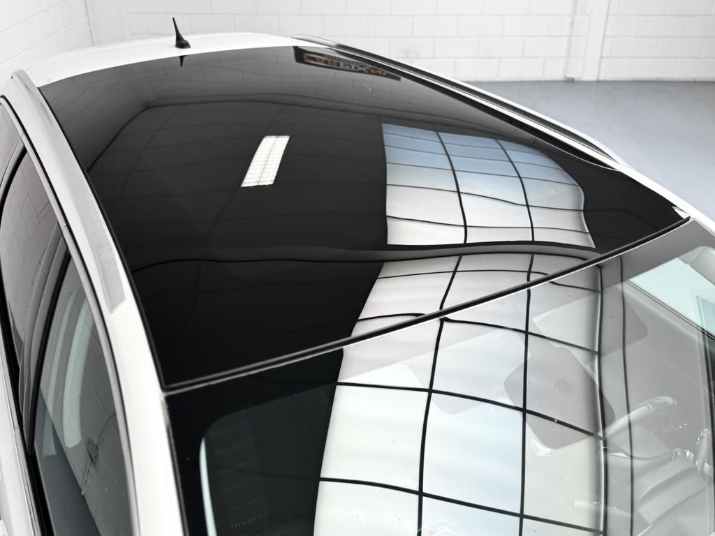 Peugeot 308 SW 1.2 PureTech Allure 2016, Panodak, Keyless, Gebruikt, 1199 cc, Met garantie (alle), 635 kg